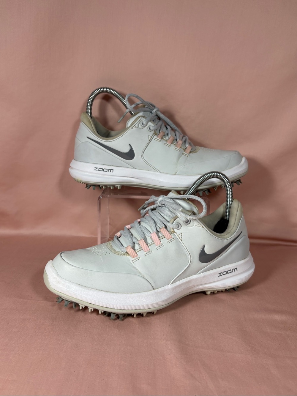 Nike Women's Gray/Pink/White Spiked Zoom Performance Golf Shoes Size 7. 5 - Picture 2 of 16